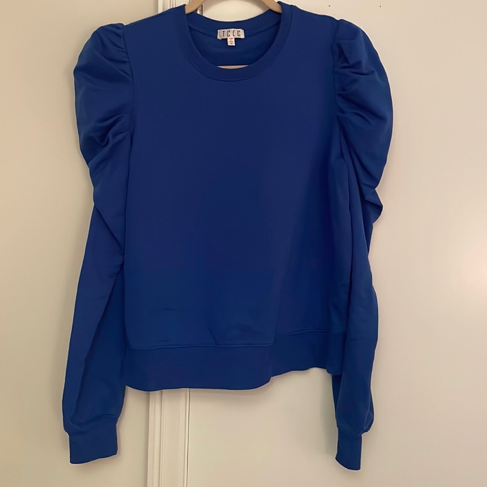 Blue puff sleeve sweater